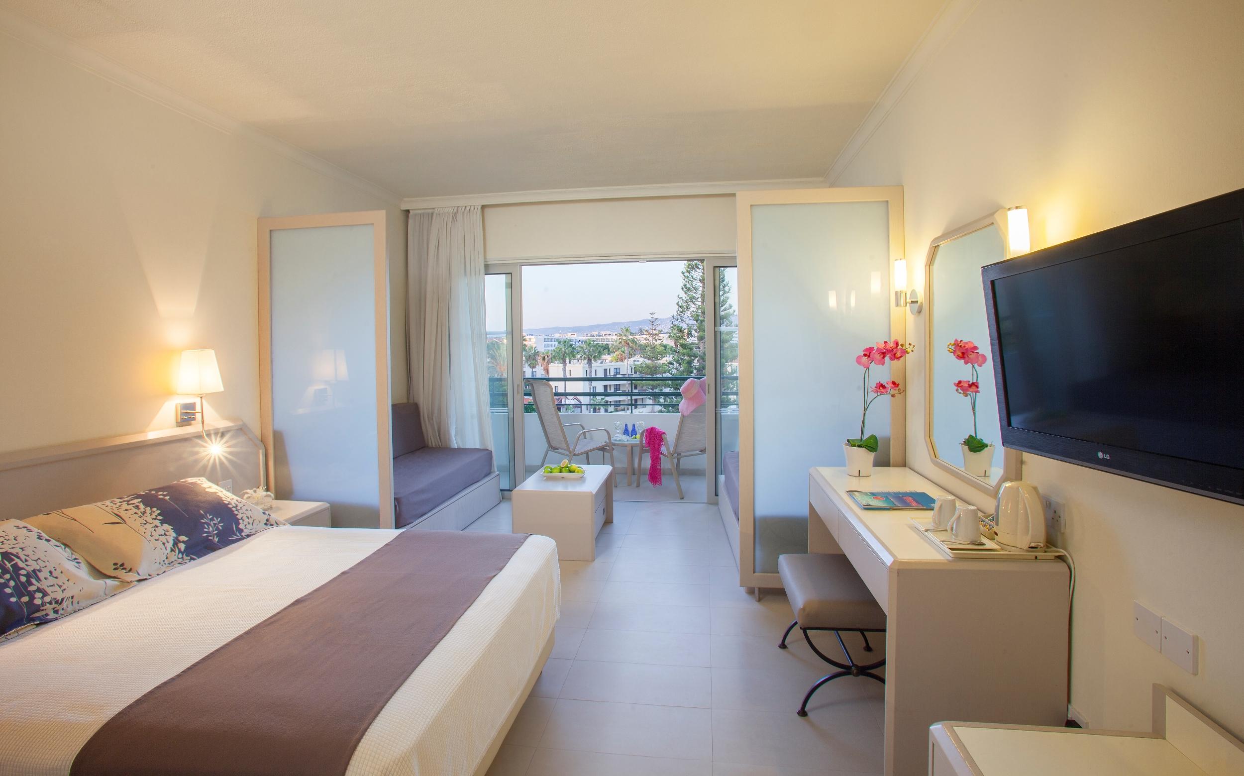 Louis Imperial Beach Paphos Esterno foto