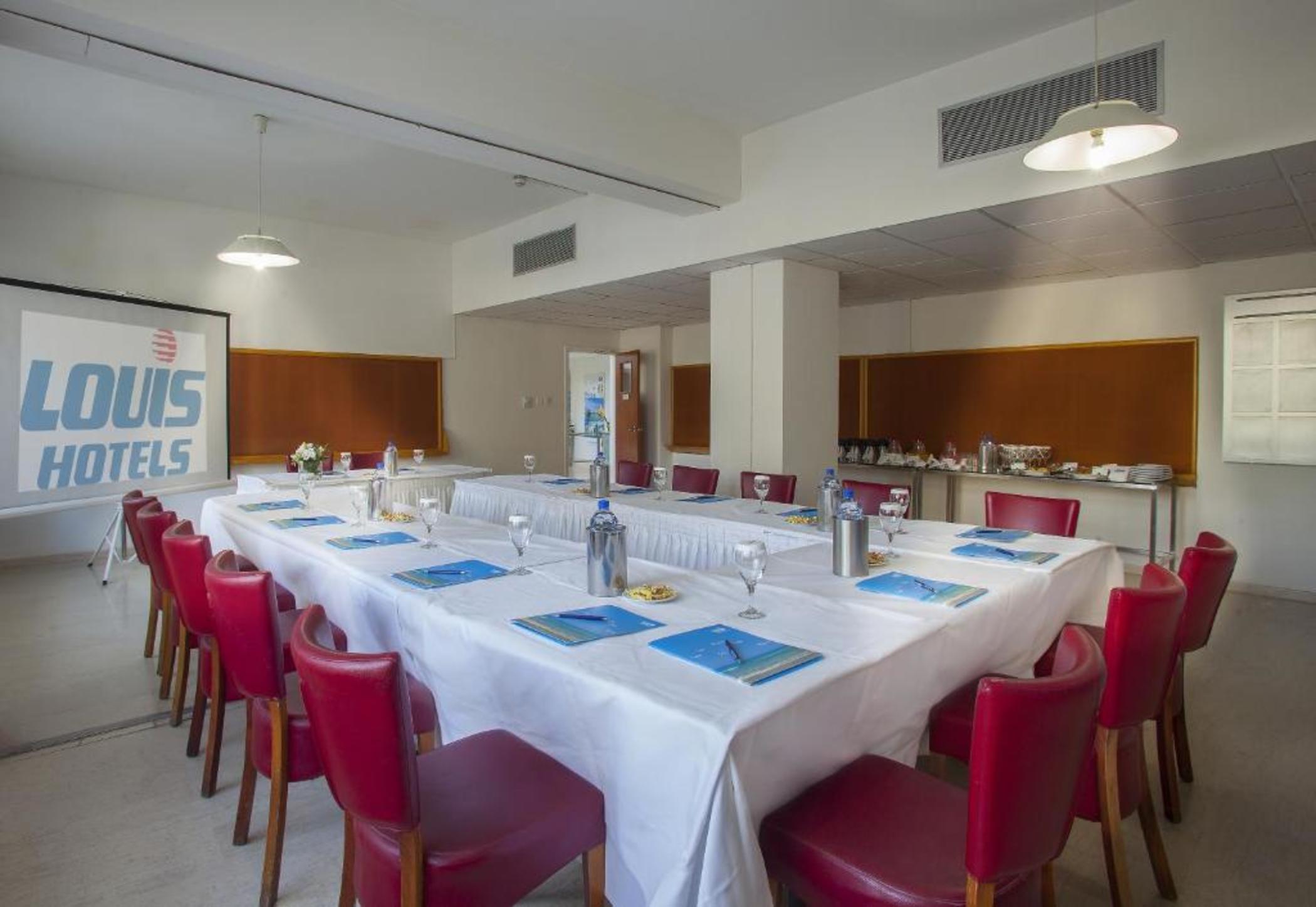 Louis Imperial Beach Paphos Esterno foto